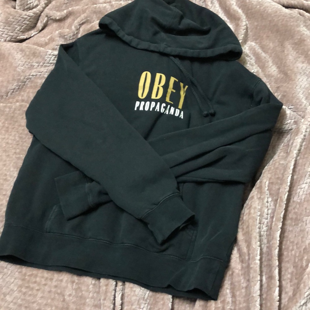 OBEY sweatshirt